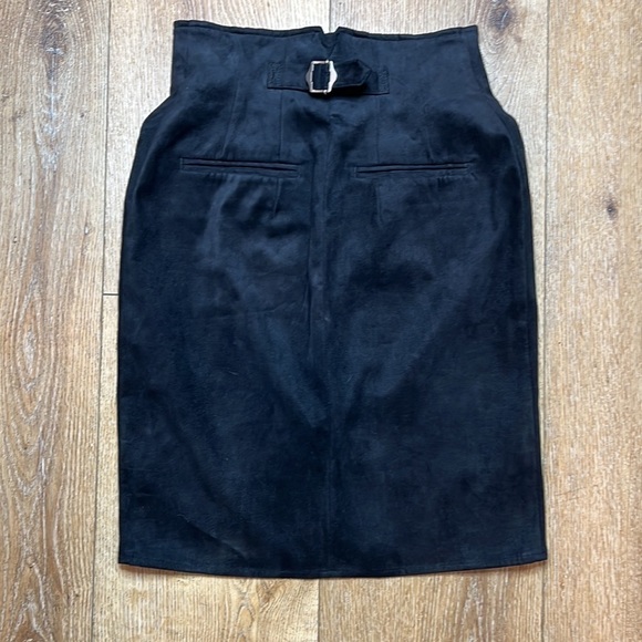 Moussy Black Faux Suede Button Front Skirt Size 1/ - Picture 2 of 7